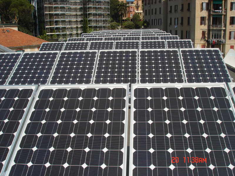 Impianto da 20 kw. realizzato con moduli SolarWorld Inverter SMA Località: Scuola Media 'G. Rossi' Santa Margherita Ligure Installato da nostro Installatore Autorizzato Genova 2