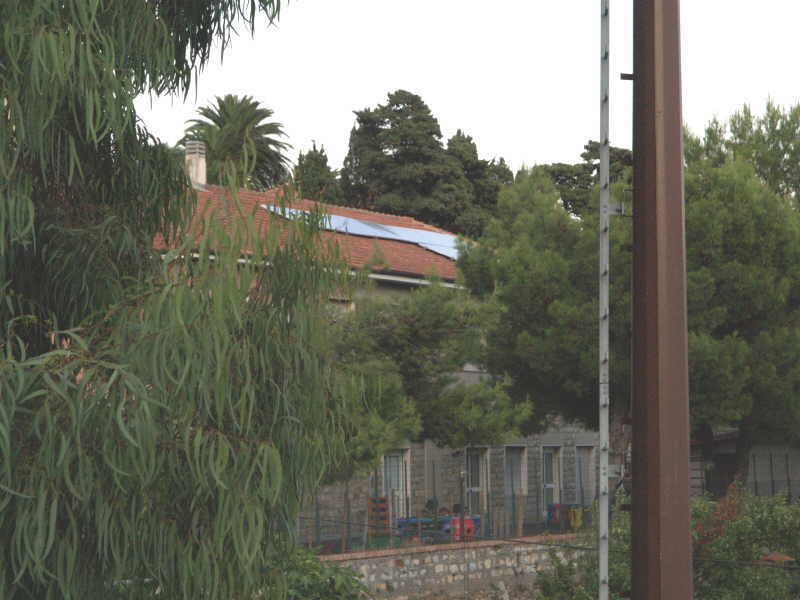 Impianto da 5 kwp realizzato con moduli Mitsubishi da 180 wp - località Imperia scuola materna Borgo Prino - installato da nostro autorizzato LaSpezia 1